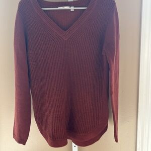 R D Style Long Sleeve Sweater. NWOT